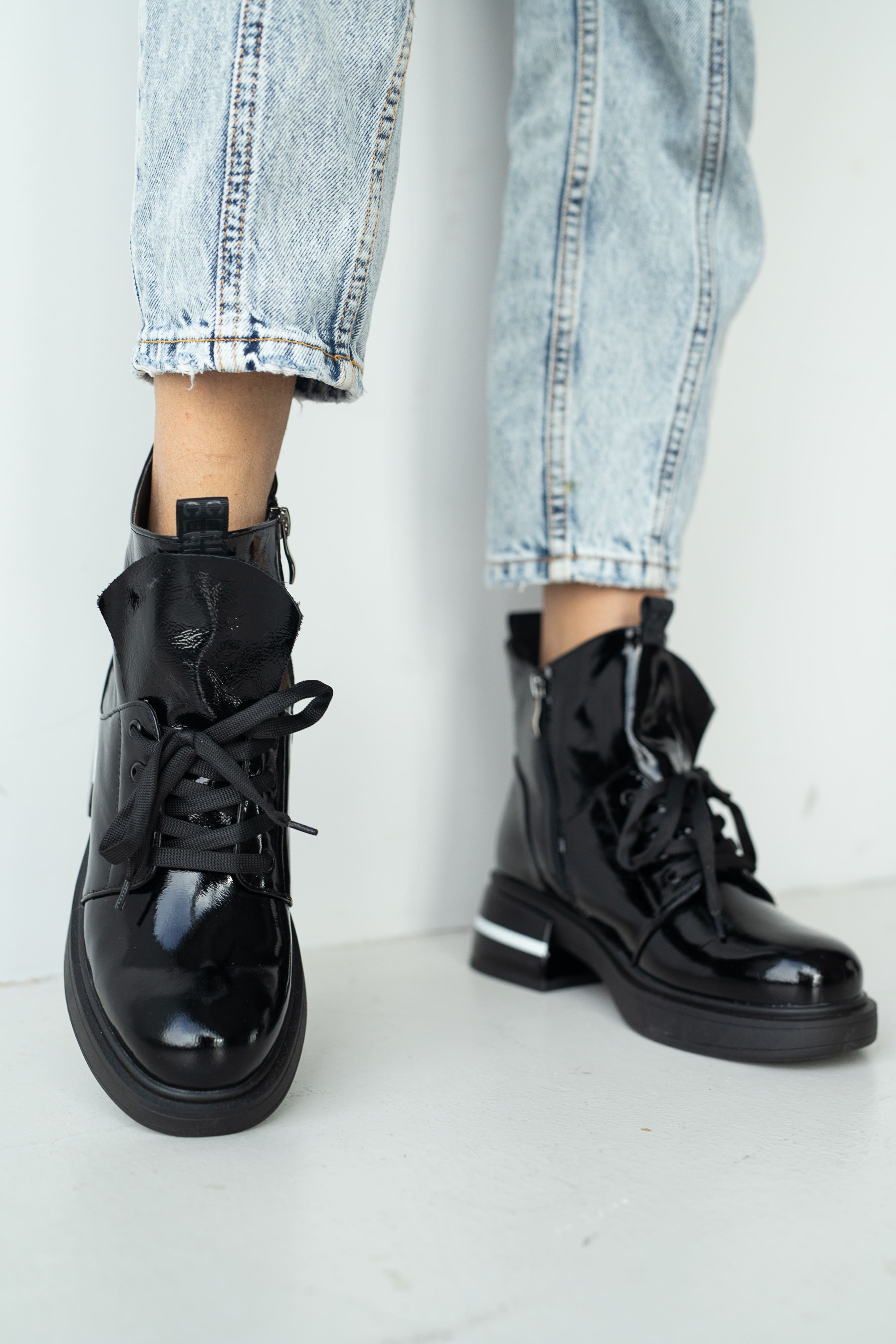 1379-2-W-W1-чер-лак (6)