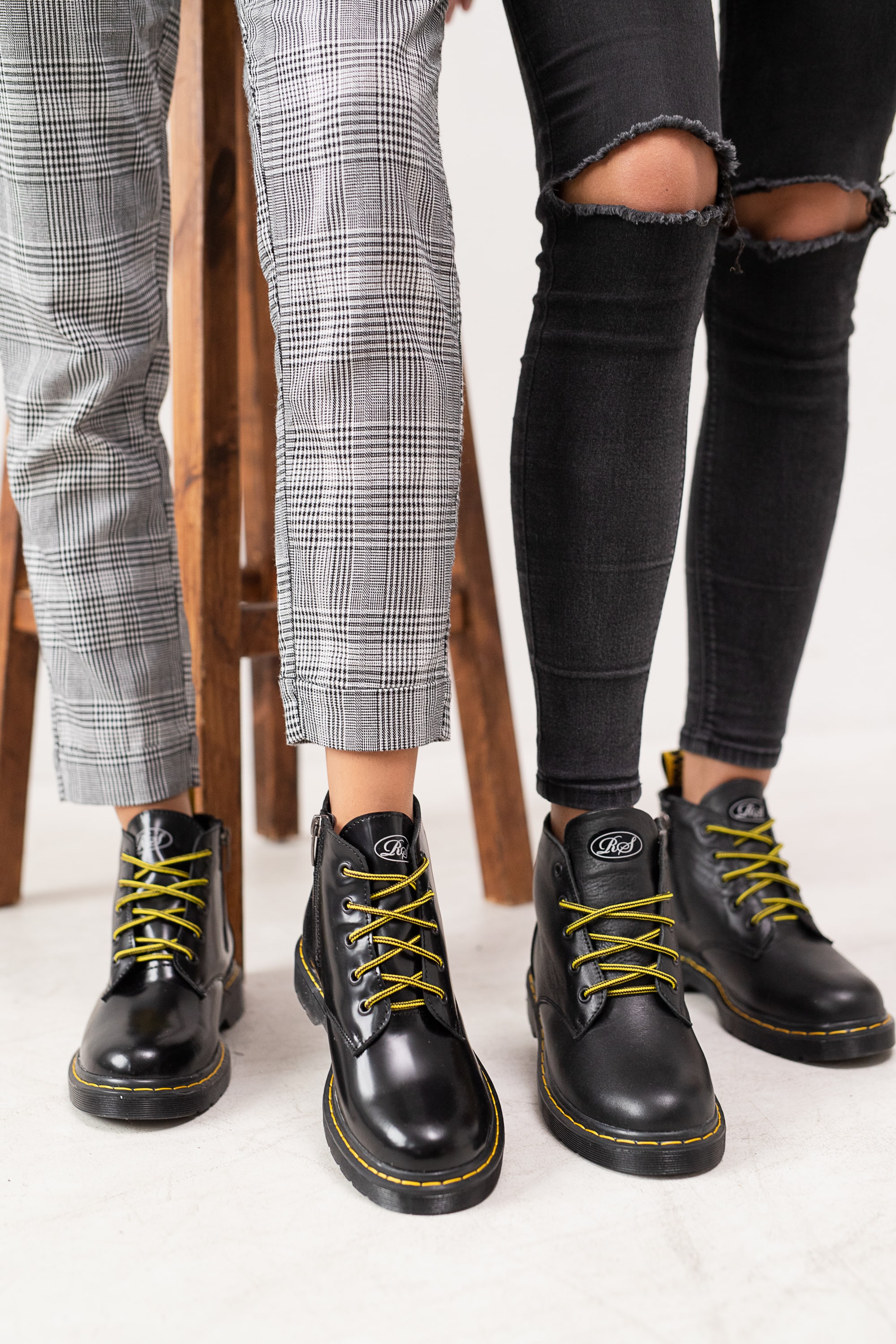 БЖ-127-01-L-W-W1-ч-лак (9)