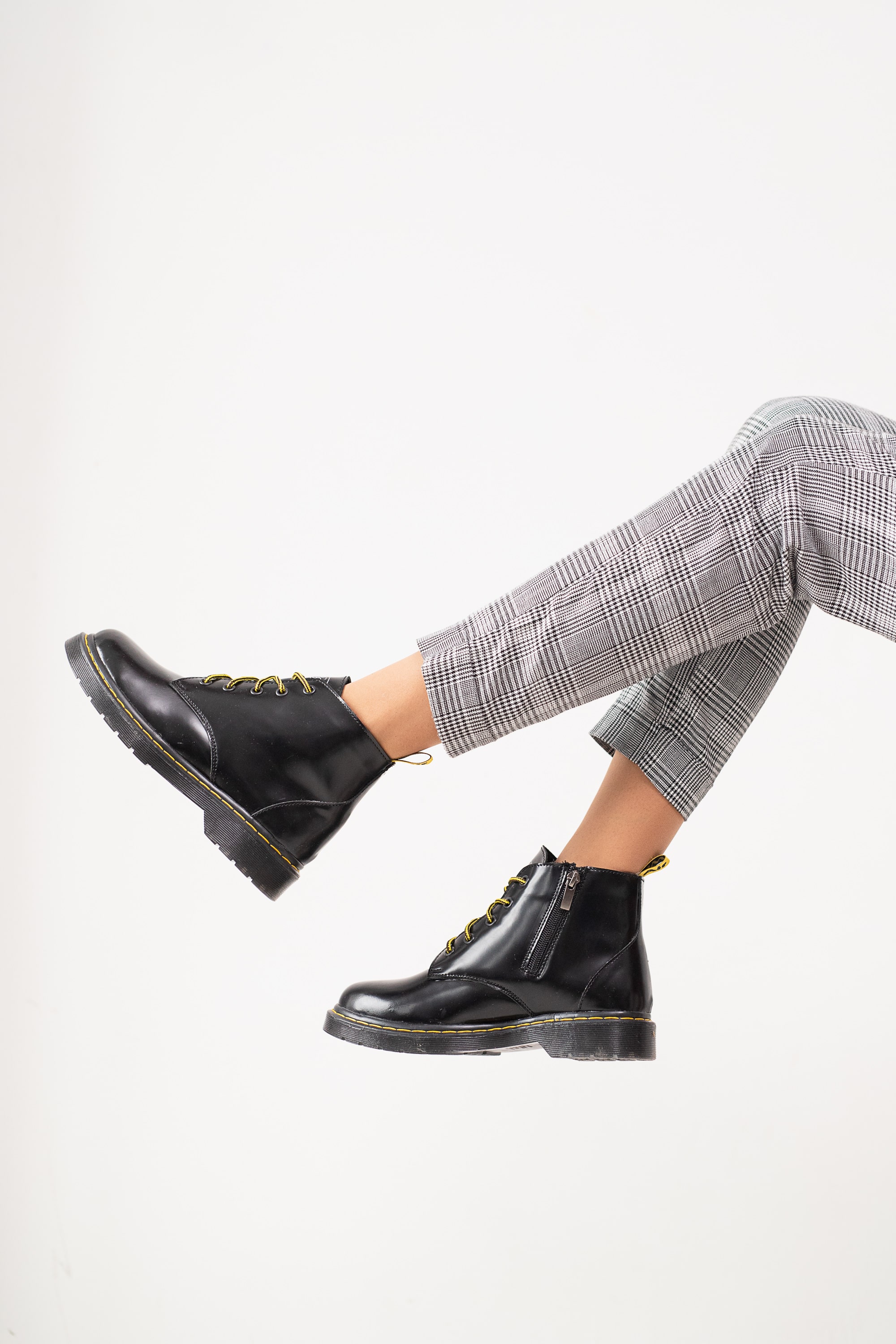 БЖ-127-01-L-W-W1-ч-лак (6)