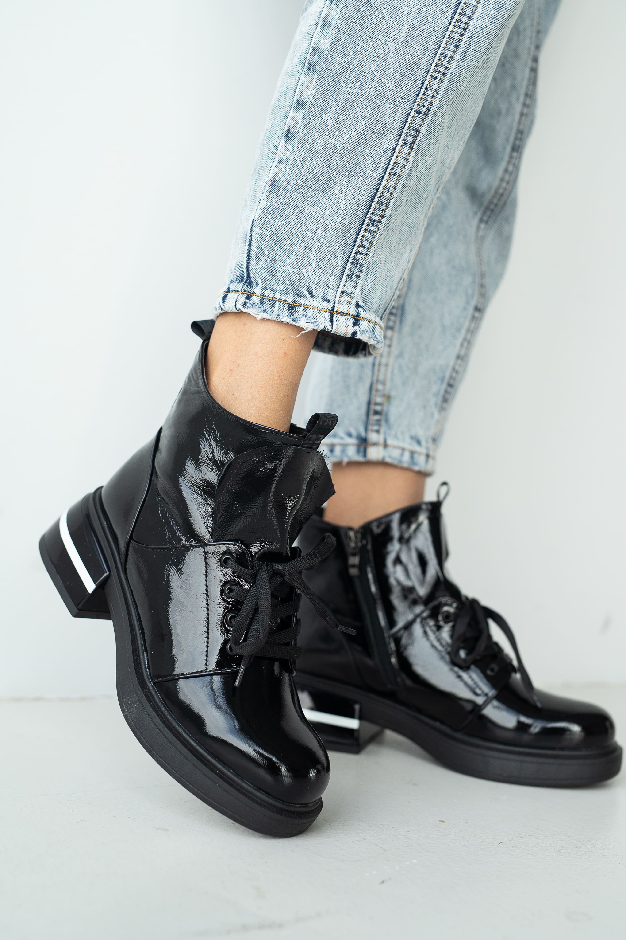 1379-2-W-W1-чер-лак (7)