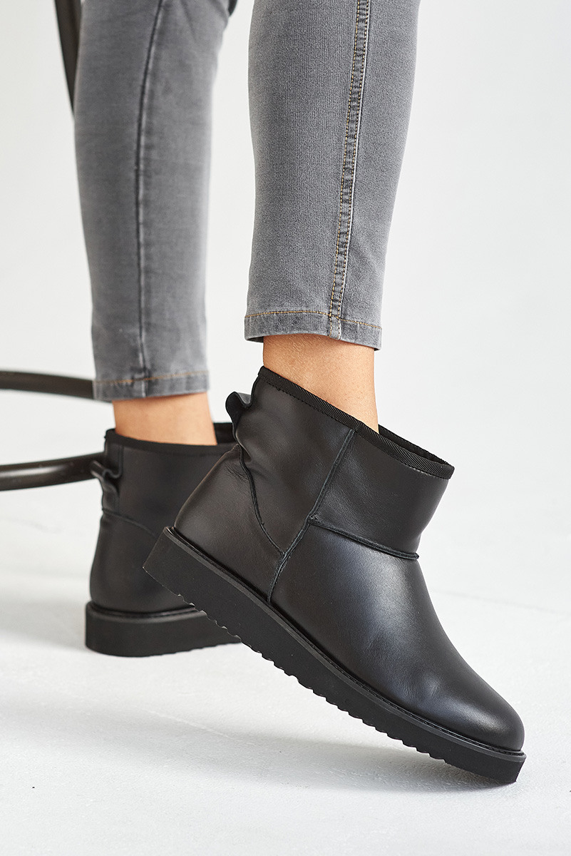 фото взуття 01.11 107