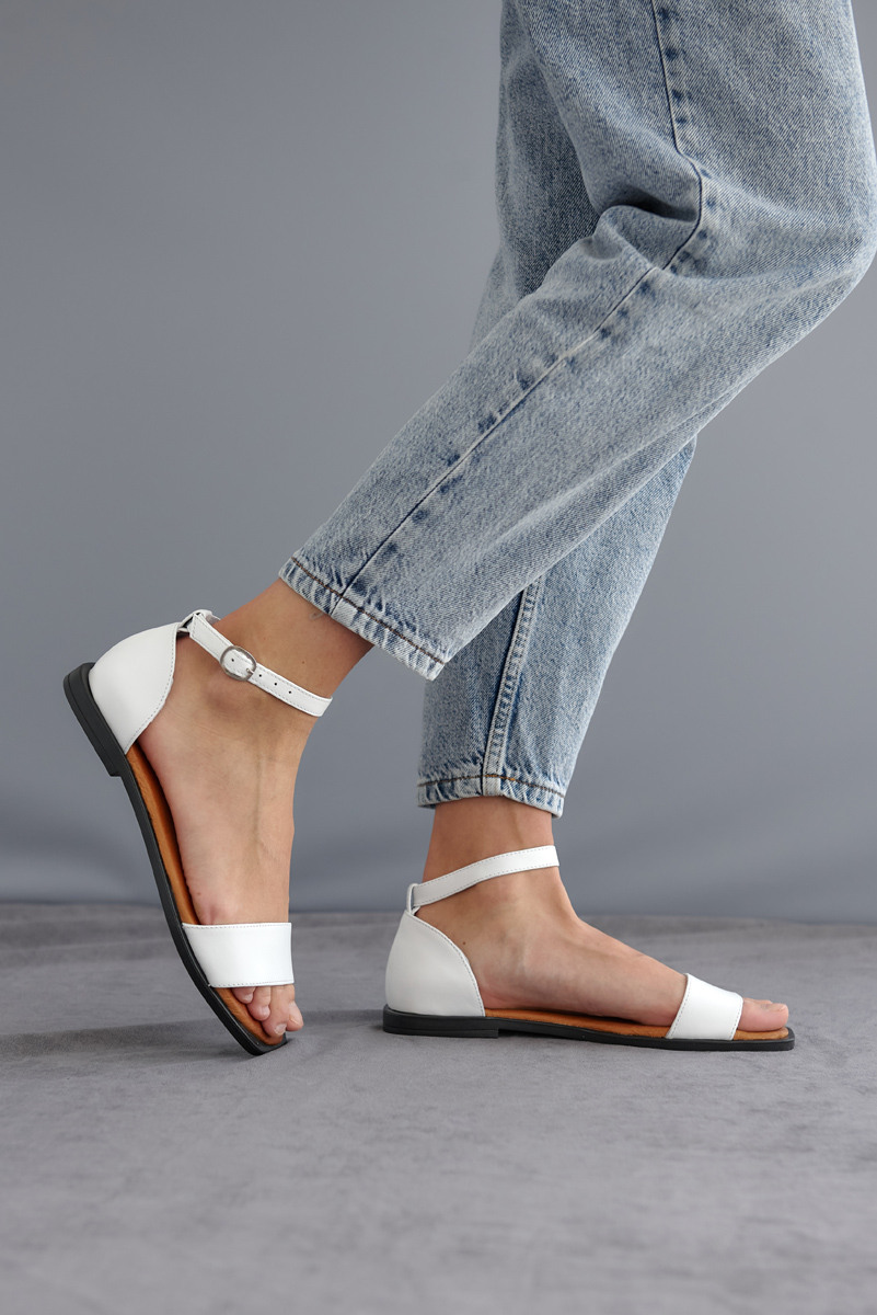 Взуття 31.05 41