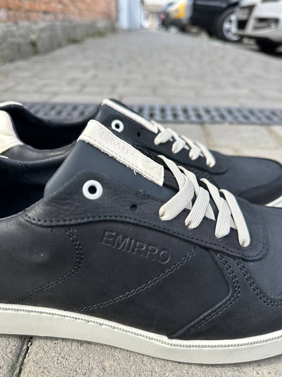 photo_5429199573000852498_y