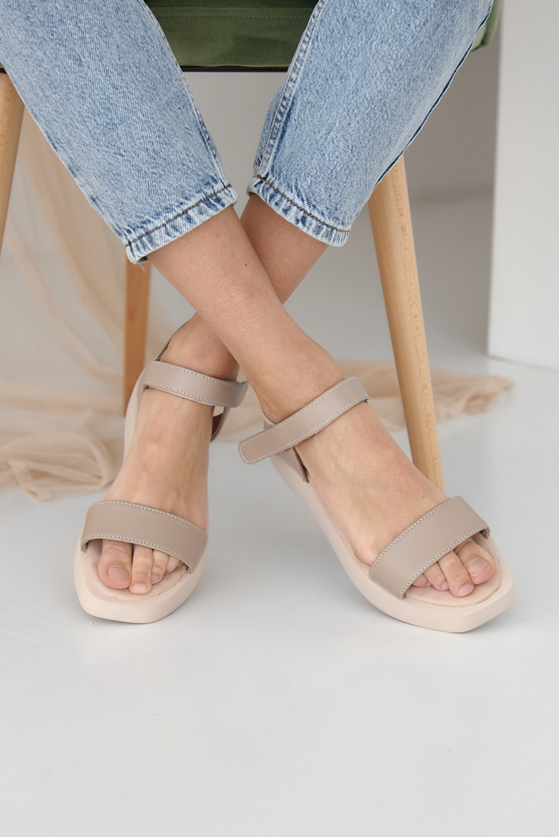 Взуття 31.05 25