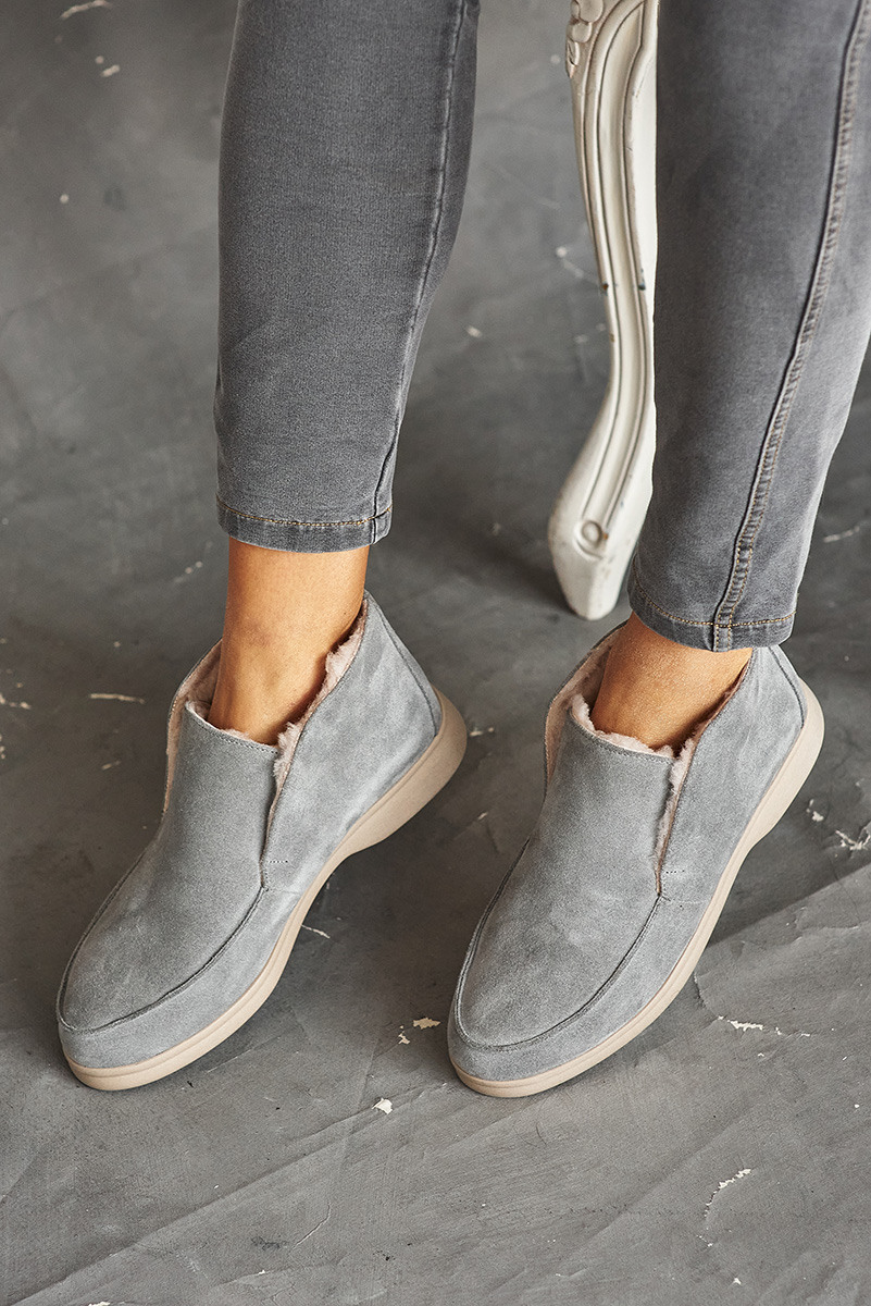 фото взуття 01.11 35