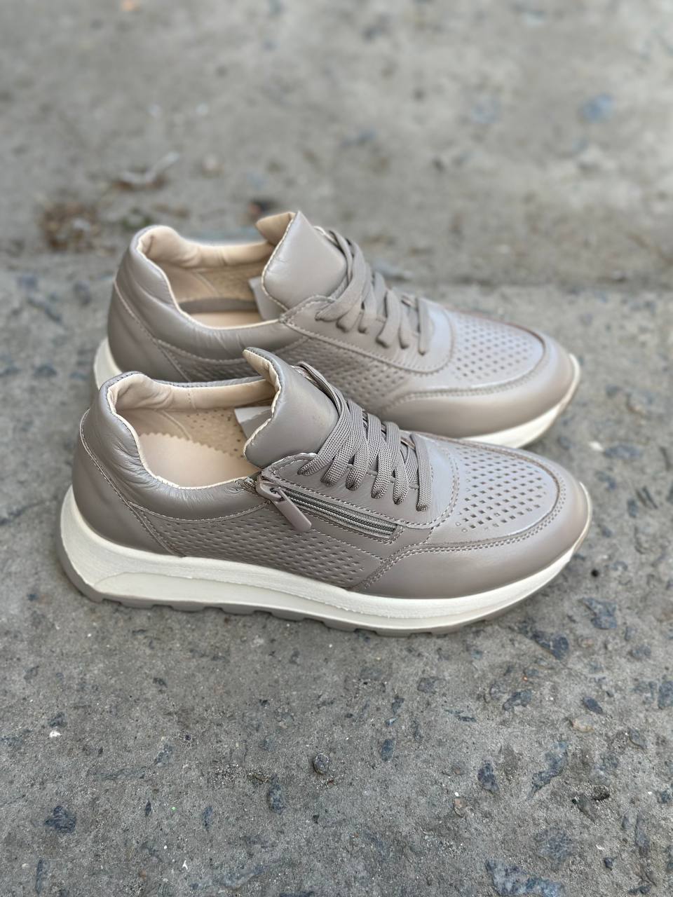 photo_2025-04-19_21-11-20