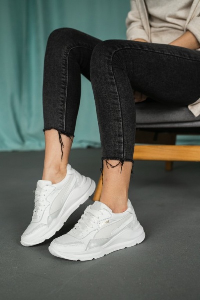 картинка Жіночі кросівки шкіряні весняно-осінні білі-серые Yuves 778 от магазина Obuff 