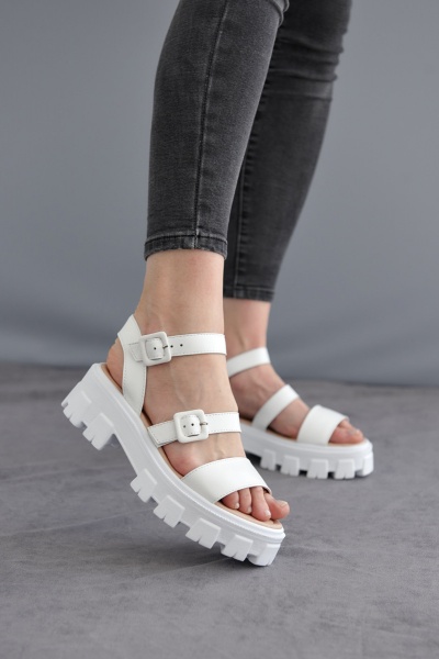 Взуття 31.05 56