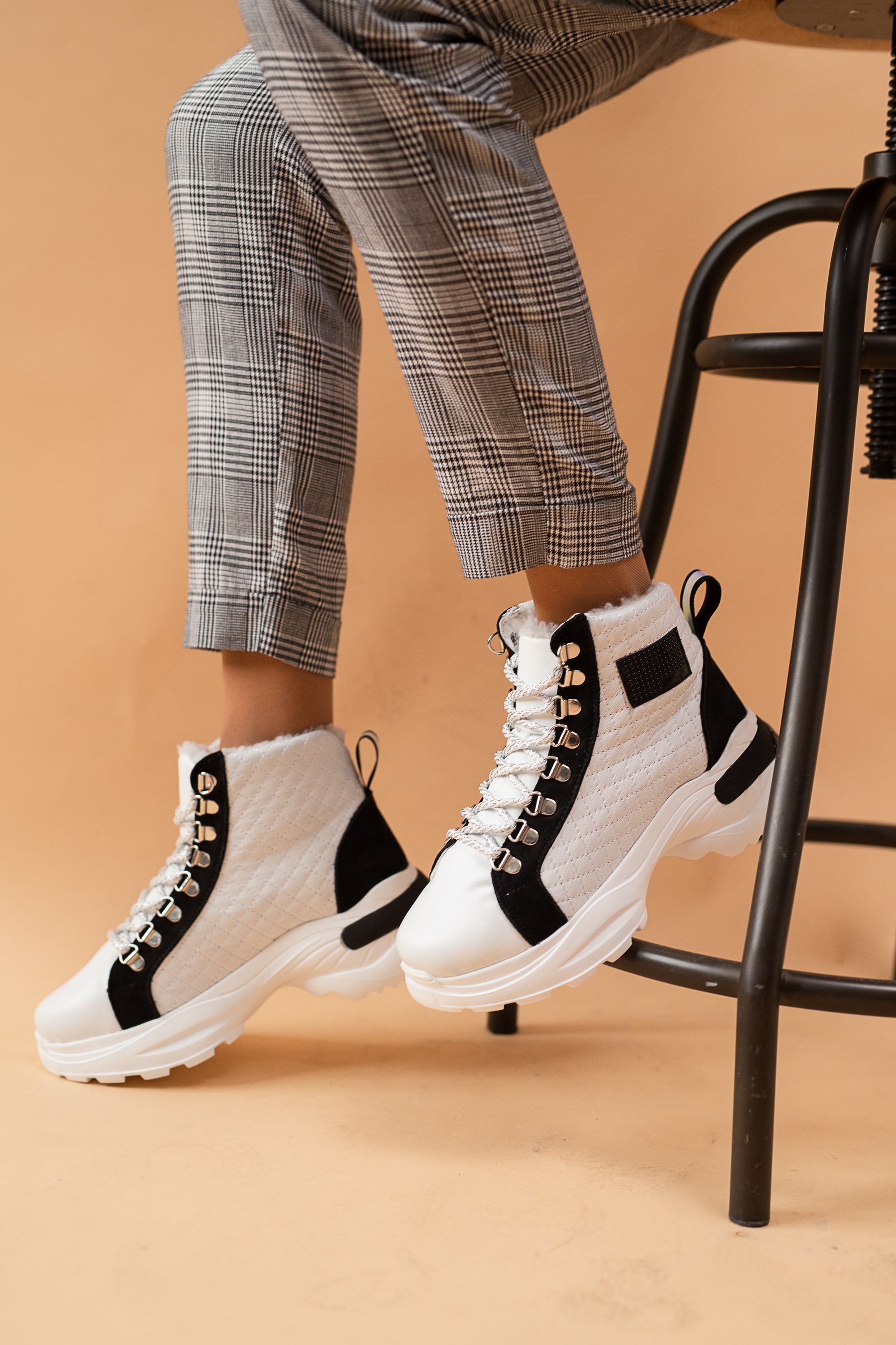 Женскі 345-W-W1-бел-ч (7)