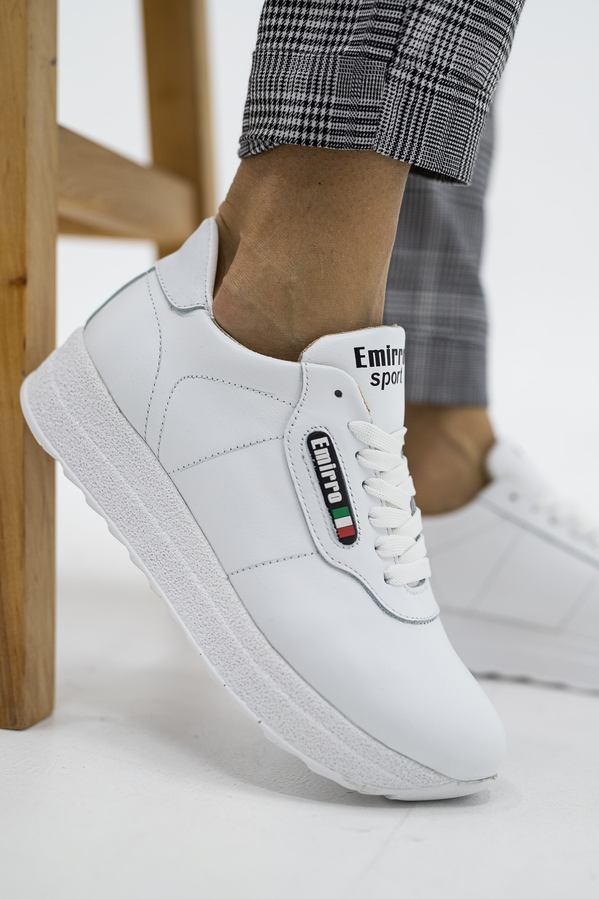 Lions-R20-SA-W1-бел (3)