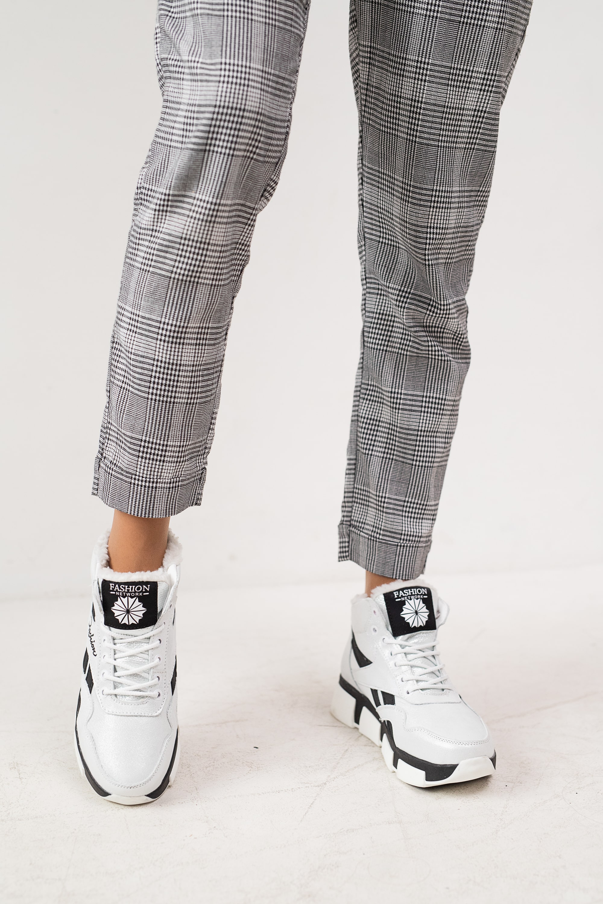 Женскі 50-W-W1-бел чер (6)