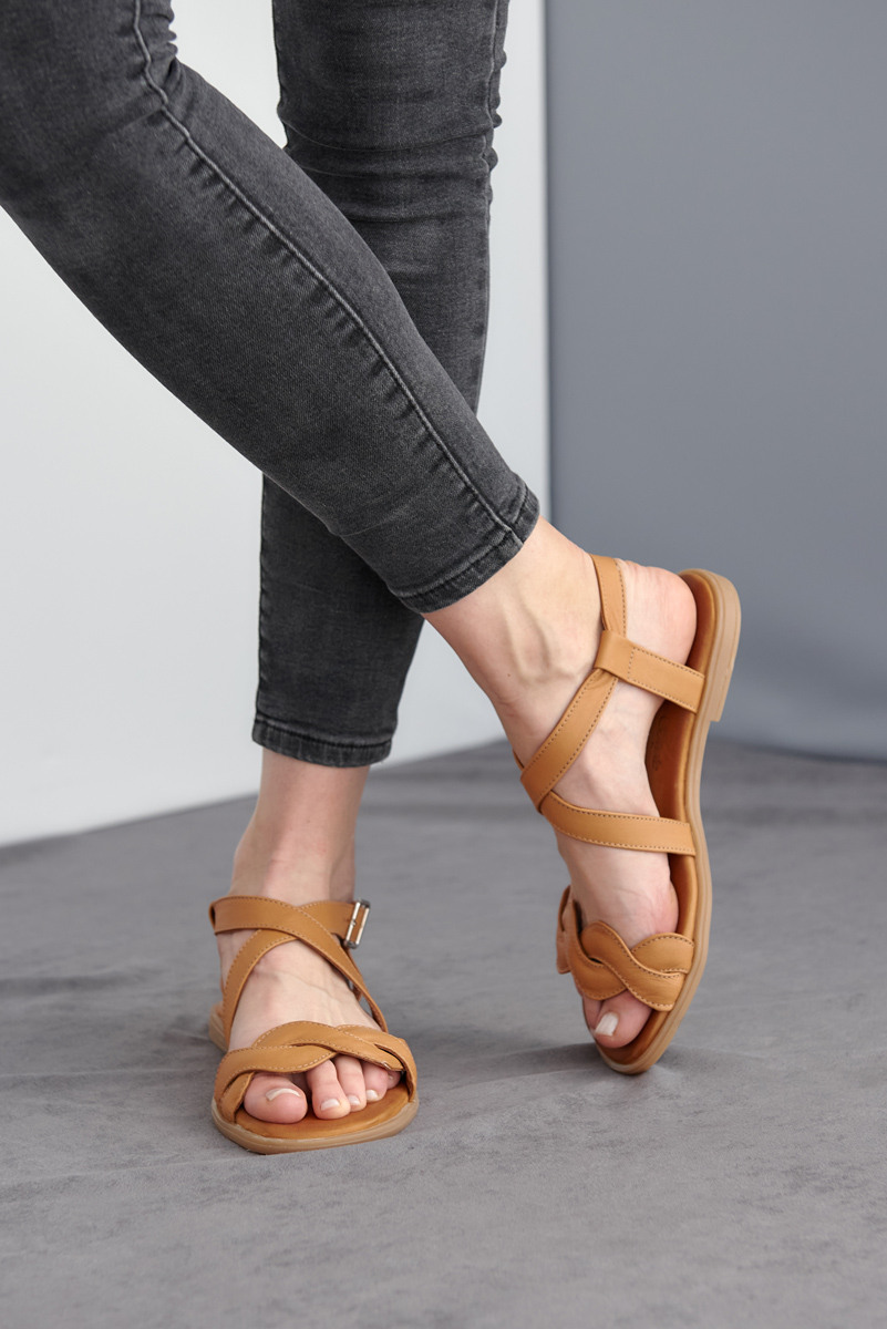 Взуття 31.05 77