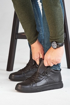 фото взуття 01.11 252