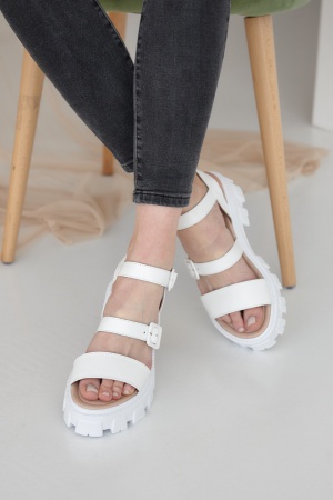 Взуття 31.05 54