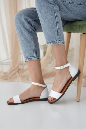 Взуття 31.05 47