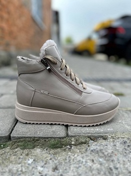 photo_2025-09-09_19-33-39