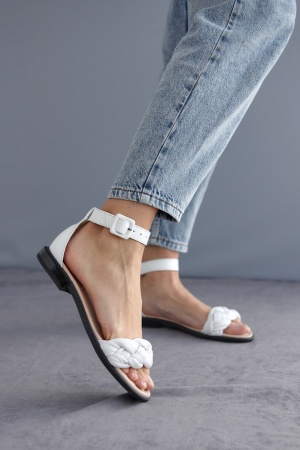 Взуття 31.05 106