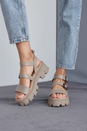 Взуття 31.05 74