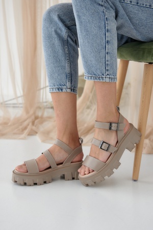 Взуття 31.05 65